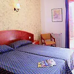 Carabela 4*