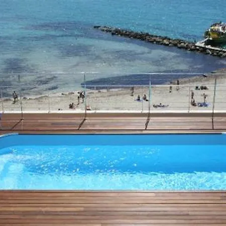 Carabela Hotel